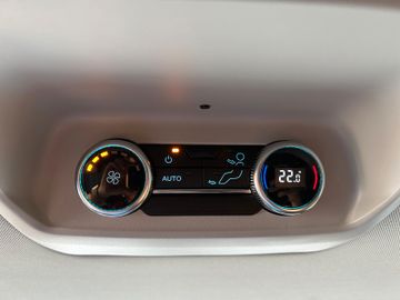 Ford Tourneo Custom SPORT L1 2.0 Ecoblue