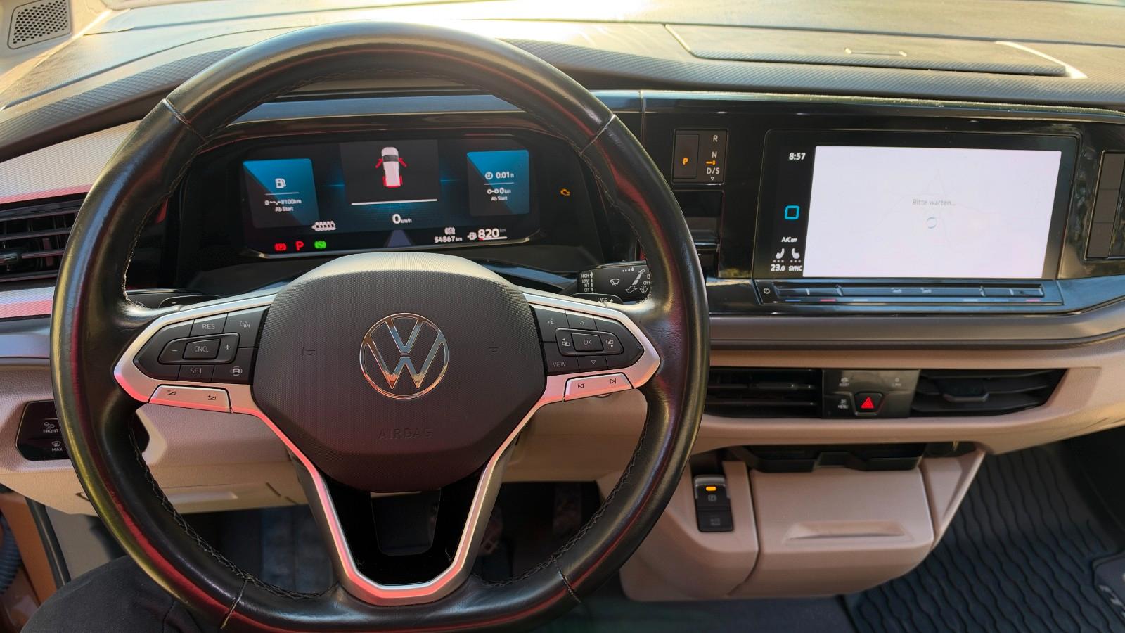 Volkswagen T7 Multivan 1,5 TSI OPF DSG Life Life
