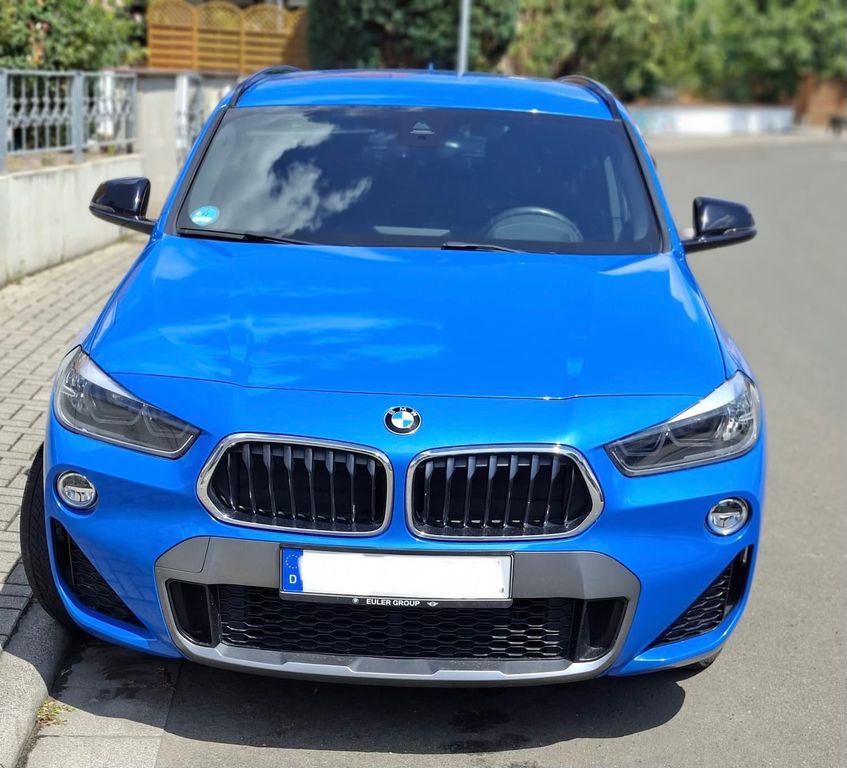 Image of BMW X2