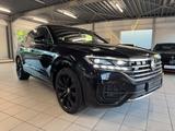 Volkswagen Touareg R-Line 4Motion*MATRIX*PANO*S-BELÜFTUNG - Volkswagen Touareg in Mainz