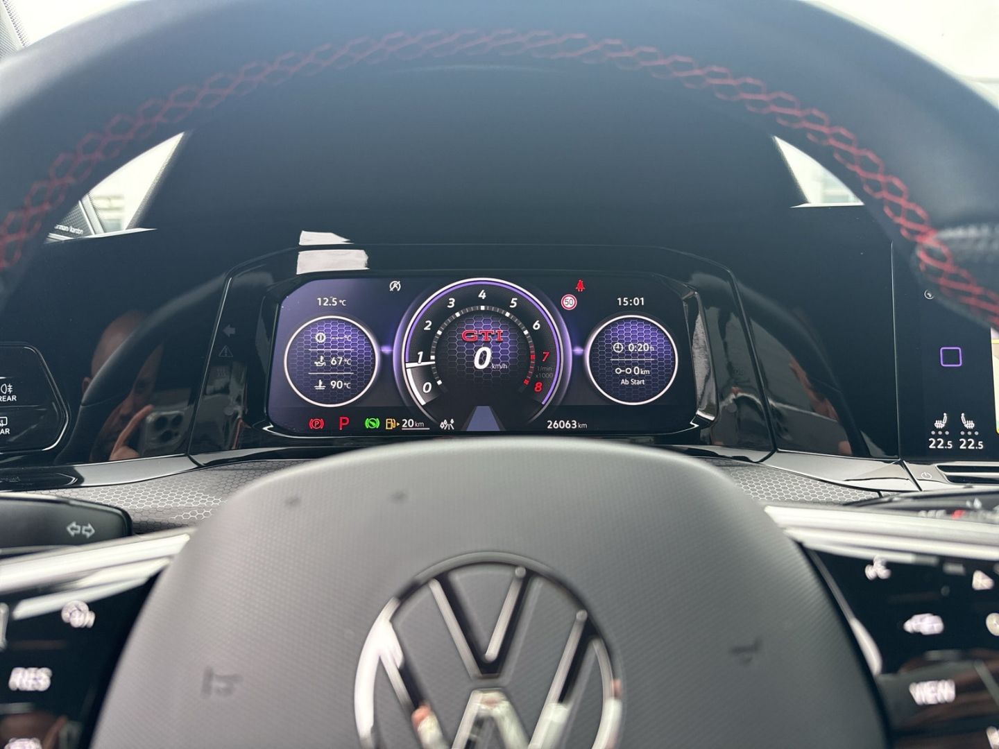 Volkswagen Golf VIII GTI Clubsport Black-Style 2,0 TSI DSG  foto 12