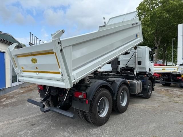 Fahrzeugabbildung Iveco X-Way AD300X54Z HR OFF Dreiseitenkipper