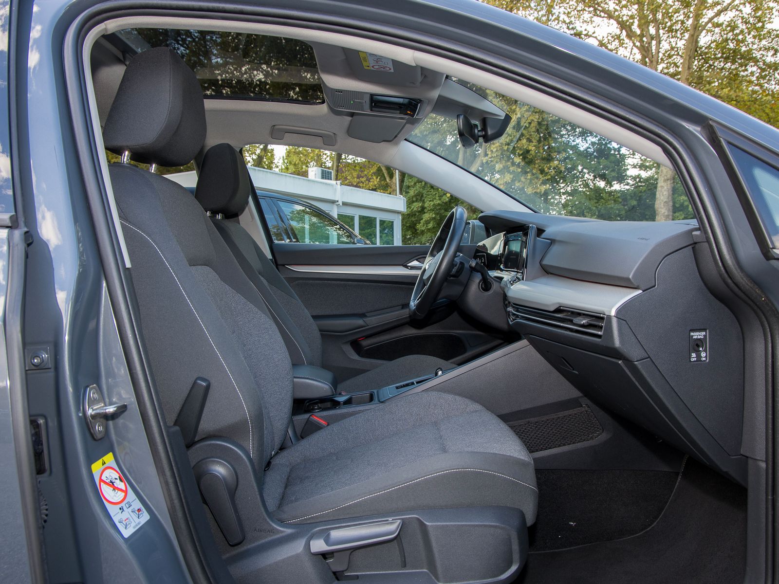 Volkswagen Golf VIII 2.0 TDI DSG Move PANORAMA NAVI AHK GJ- imagem 3