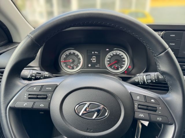 Fahrzeugabbildung Hyundai BAYON 1.2 MPI 85HP Klimaanlage Radio Lichtsensor