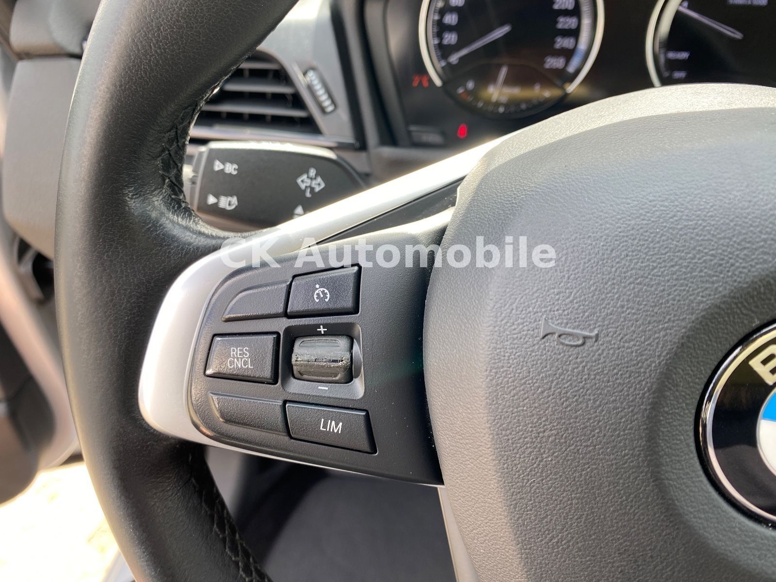 Fahrzeugabbildung BMW 216 d Gran Tourer Advantage/Automatik/Navi/PDC