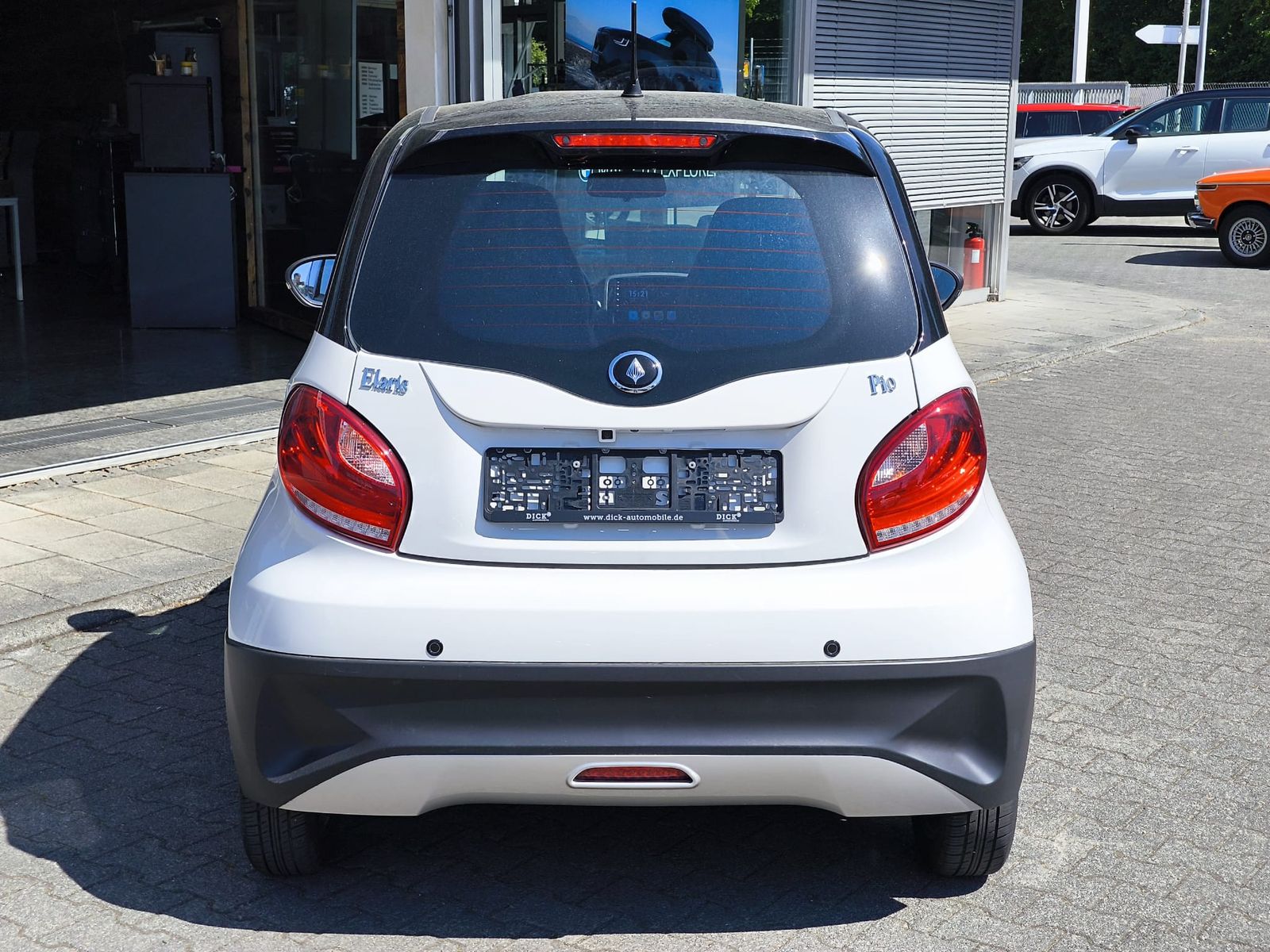 Fahrzeugabbildung Elaris Pio 36KW+LED+NAVI+KAM+KLIMA+LEDER+CARPLAY+