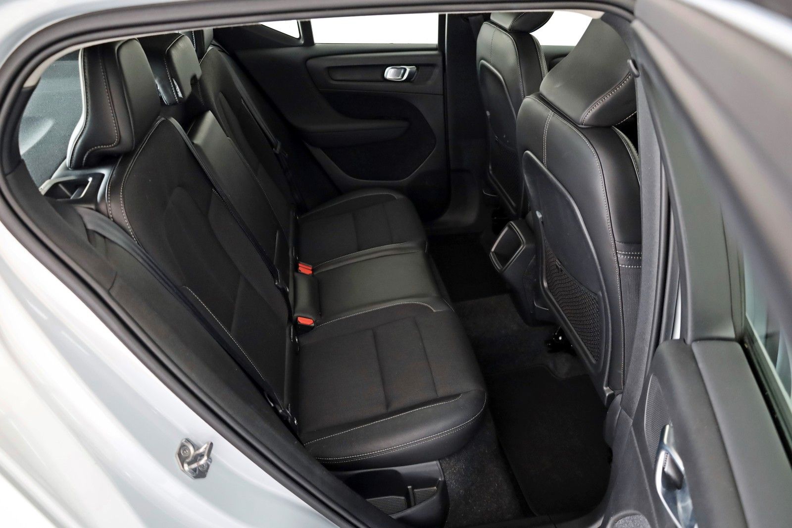 Fahrzeugabbildung Volvo XC40 Momentum Pro,Navi,LED,PDC,Carplay