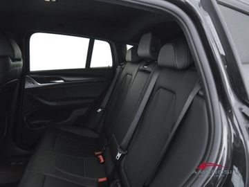 BMW X4 - 10
