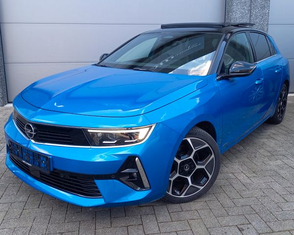 Opel Astra ULTIMATE 15 TD 130 AT8 KAM360/LEDER/PANO