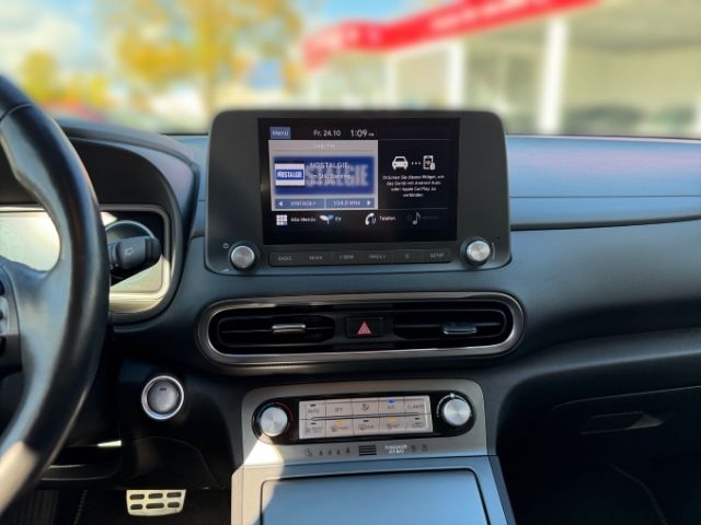Fahrzeugabbildung Hyundai KONA Trend Elektro 2WD +CARPLAY+KLIMA+SHZ+PDC+UV