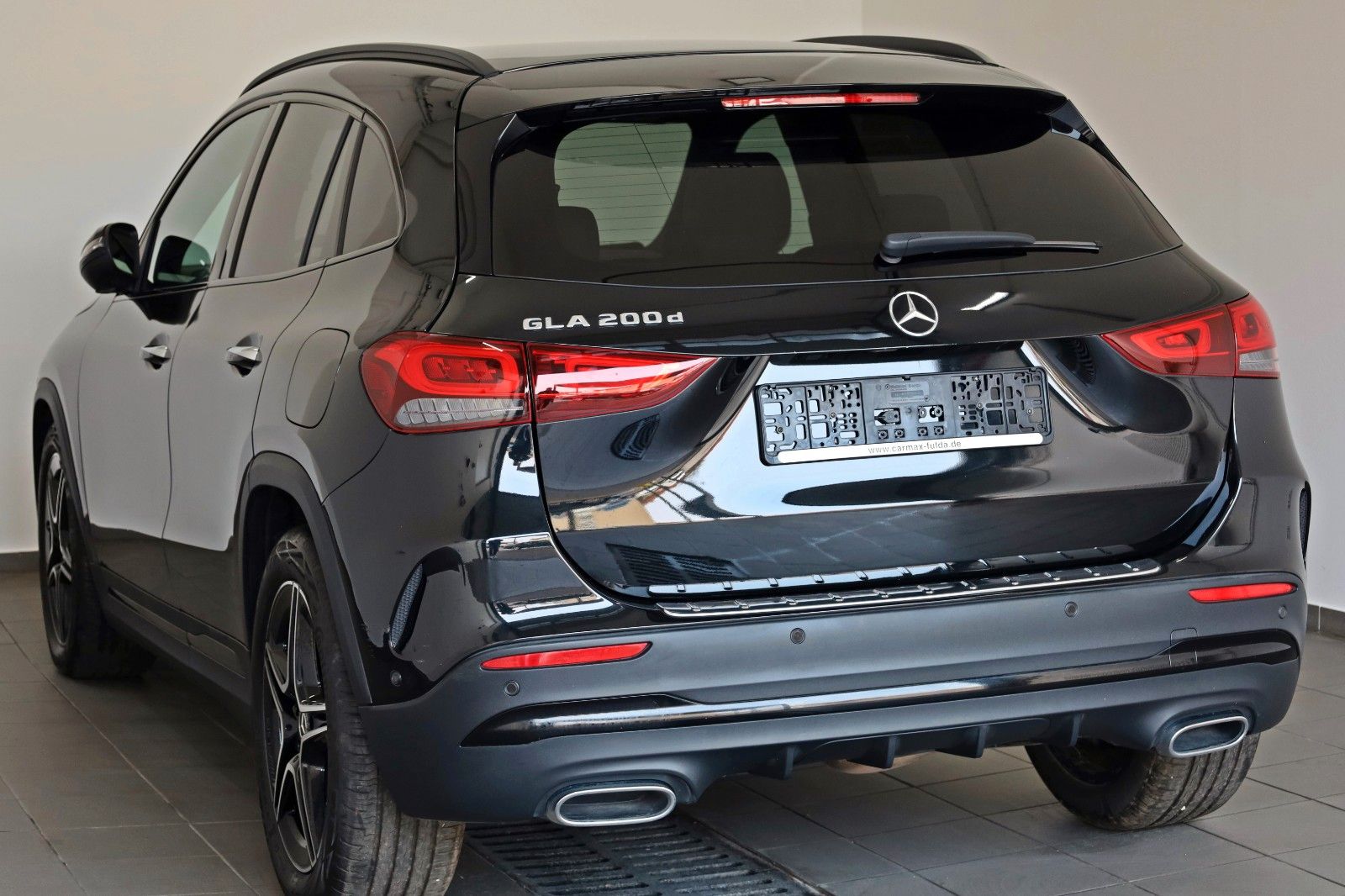 Fahrzeugabbildung Mercedes-Benz GLA 200 AMG, Automatik,Navi,Leder,LED,SHZ