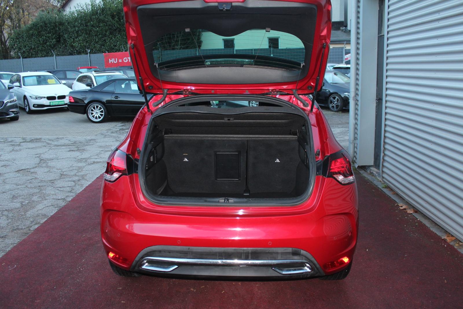 Citroën DS4 BlueHDI KLIMA NAVI 17.ZOLL ALU PDC 2.Hd