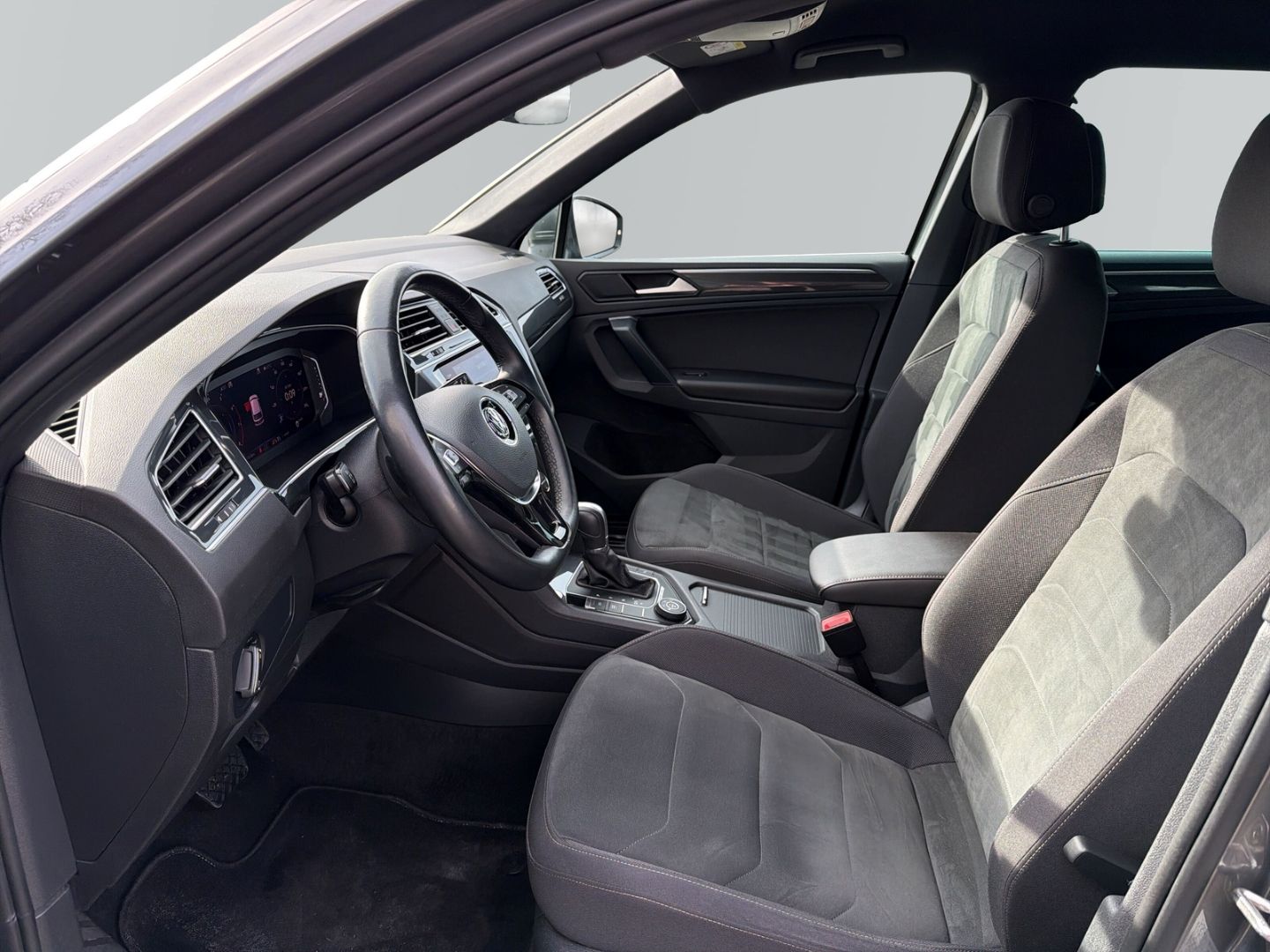 Tiguan 2.0 TSI 4Motion Highline R-Line *AHK*