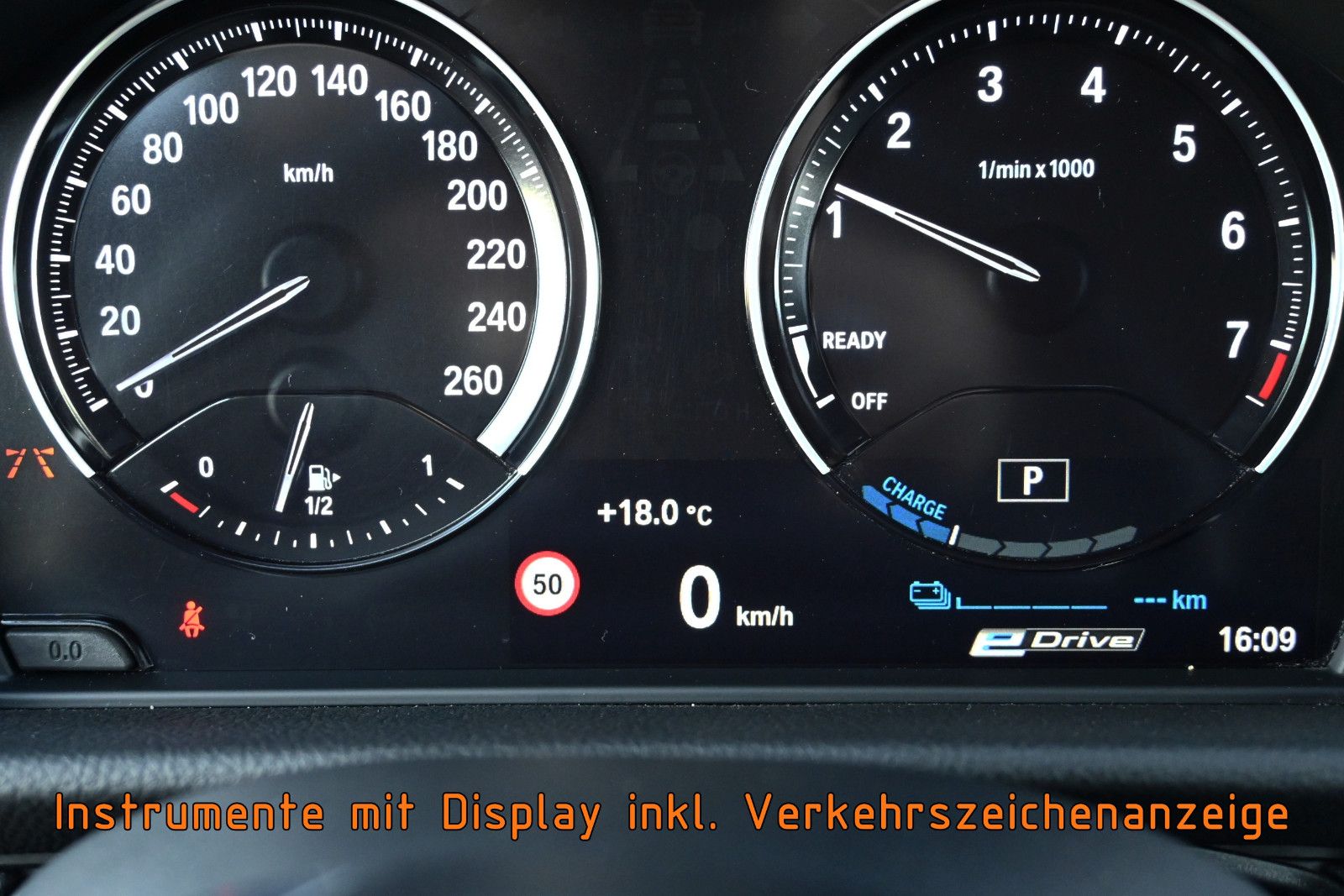 Fahrzeugabbildung BMW 225xe Active Tourer iPerform. Luxury Line °ACC°
