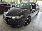 Toyota Auris Comfort - Toyota Auris mit Benzin-Antrieb: Comfort