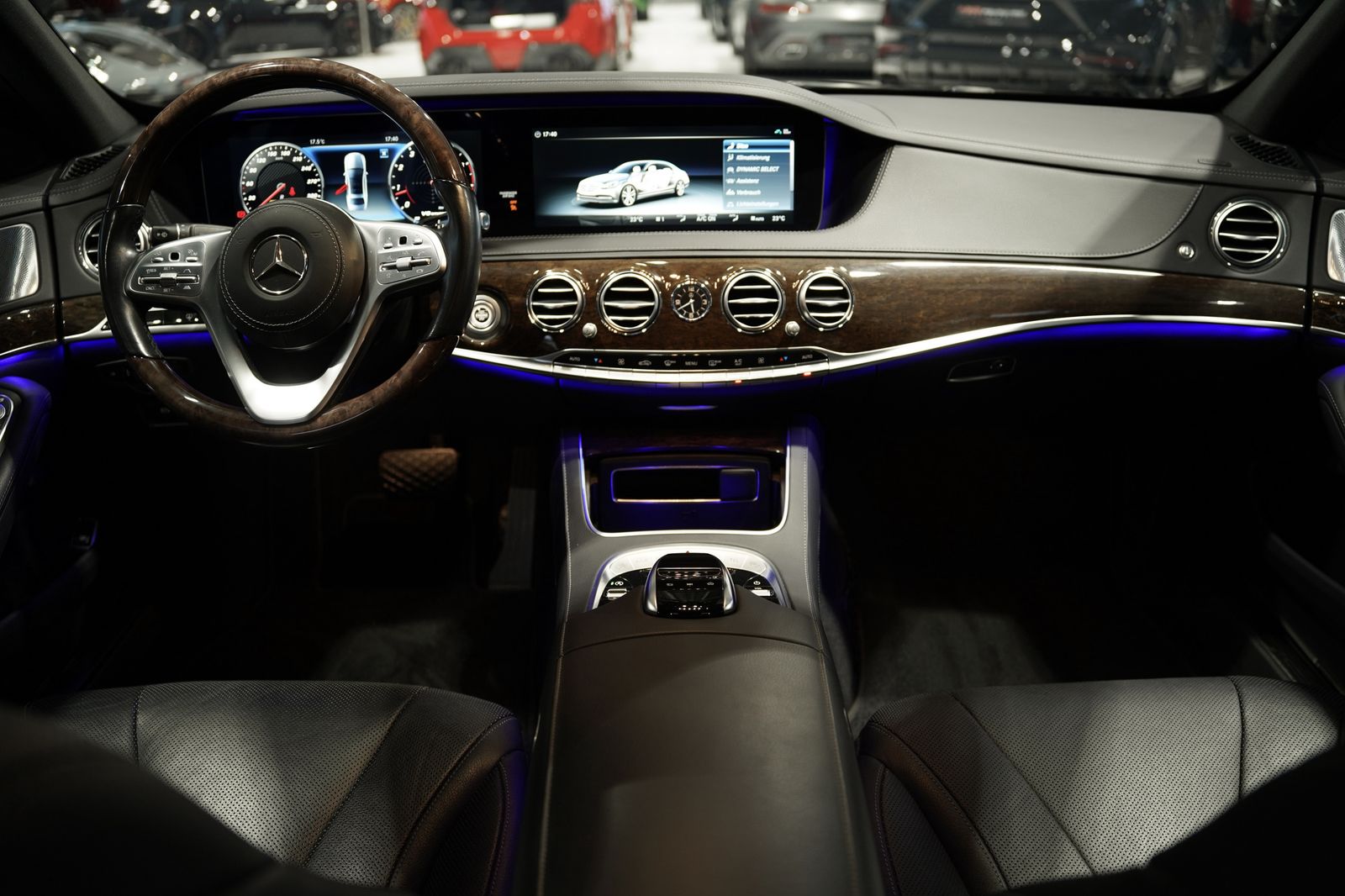 Mercedes Benz S 560