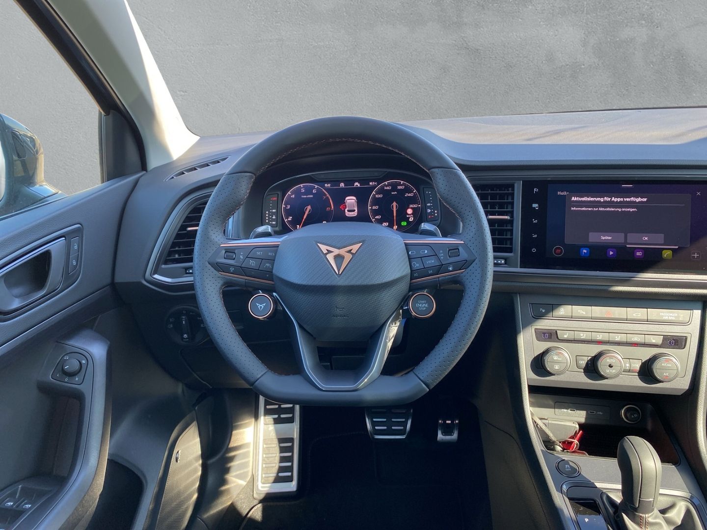 Fahrzeugabbildung CUPRA Ateca Basis 4Drive 2.0 TSI EU6e Navi Digitales C