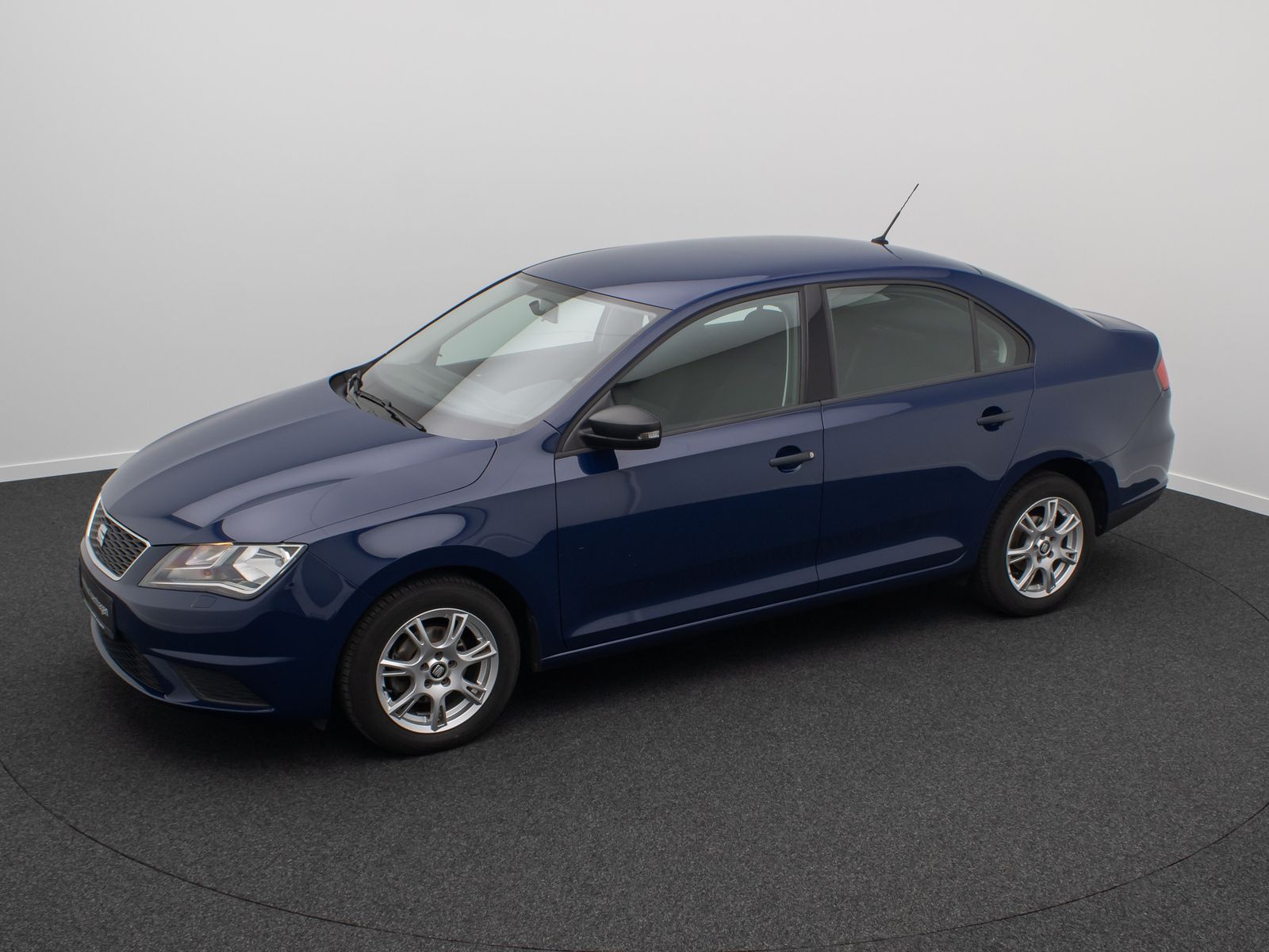 Fahrzeugabbildung SEAT Toledo 1.2 TSI 66kW BremsAss ABS Winterpaket LM