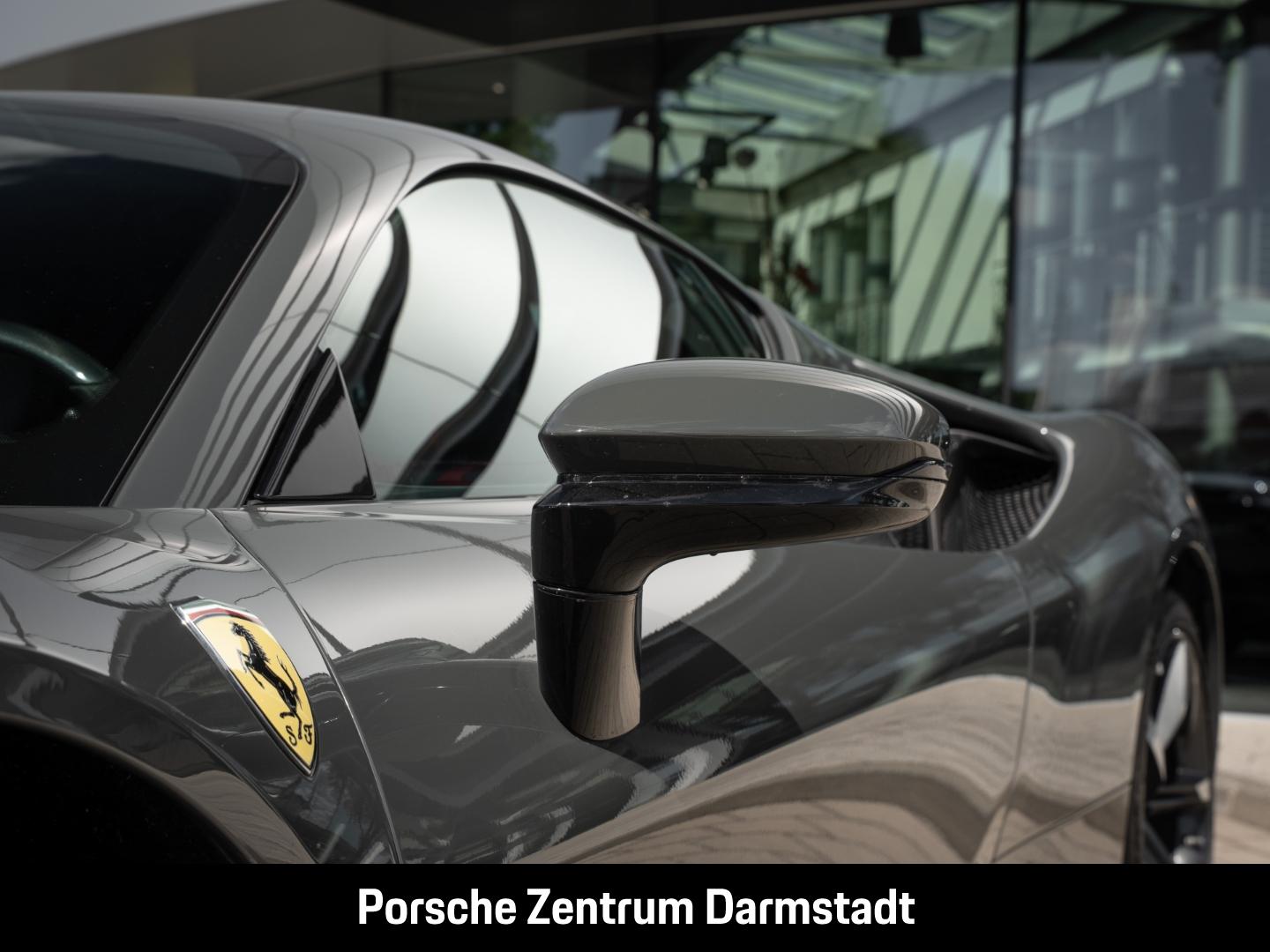 Ferrari SF90 Stradale Asseto Fiorano NP:562.850€