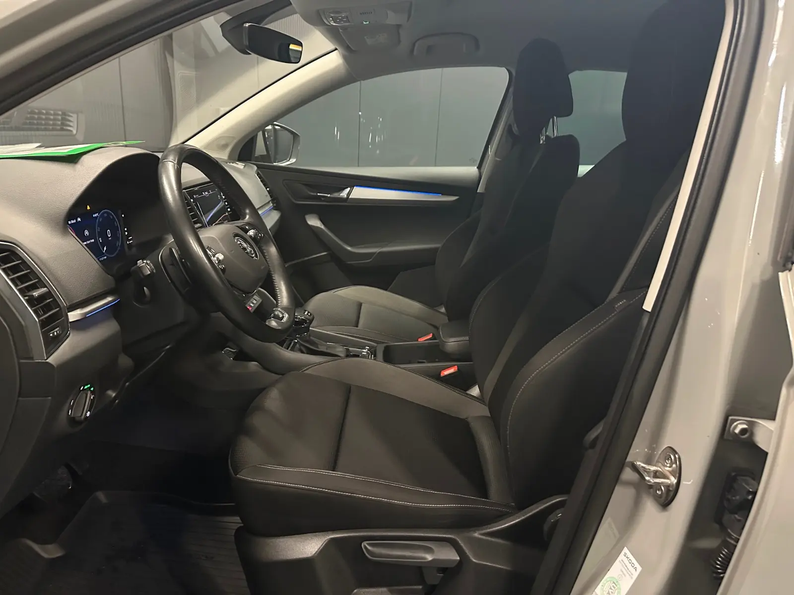 Skoda Karoq 2.0 TDI DSG Tour 4x4 *AHK*NAVI*CarPlay*SHZ, миниатюра 13