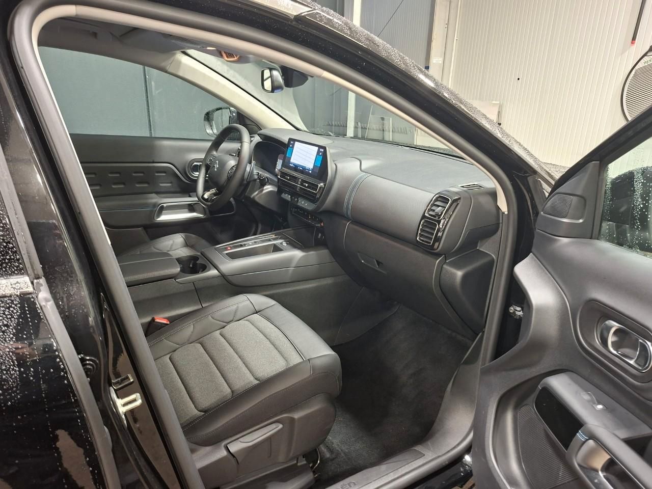 Fahrzeugabbildung Citroën C5 Aircross Hybrid 145 Max e-DCS6 Automatik Navi