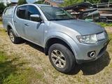 Mitsubishi L200 Automatik Hardtop  - Mitsubishi L200: Hardtop