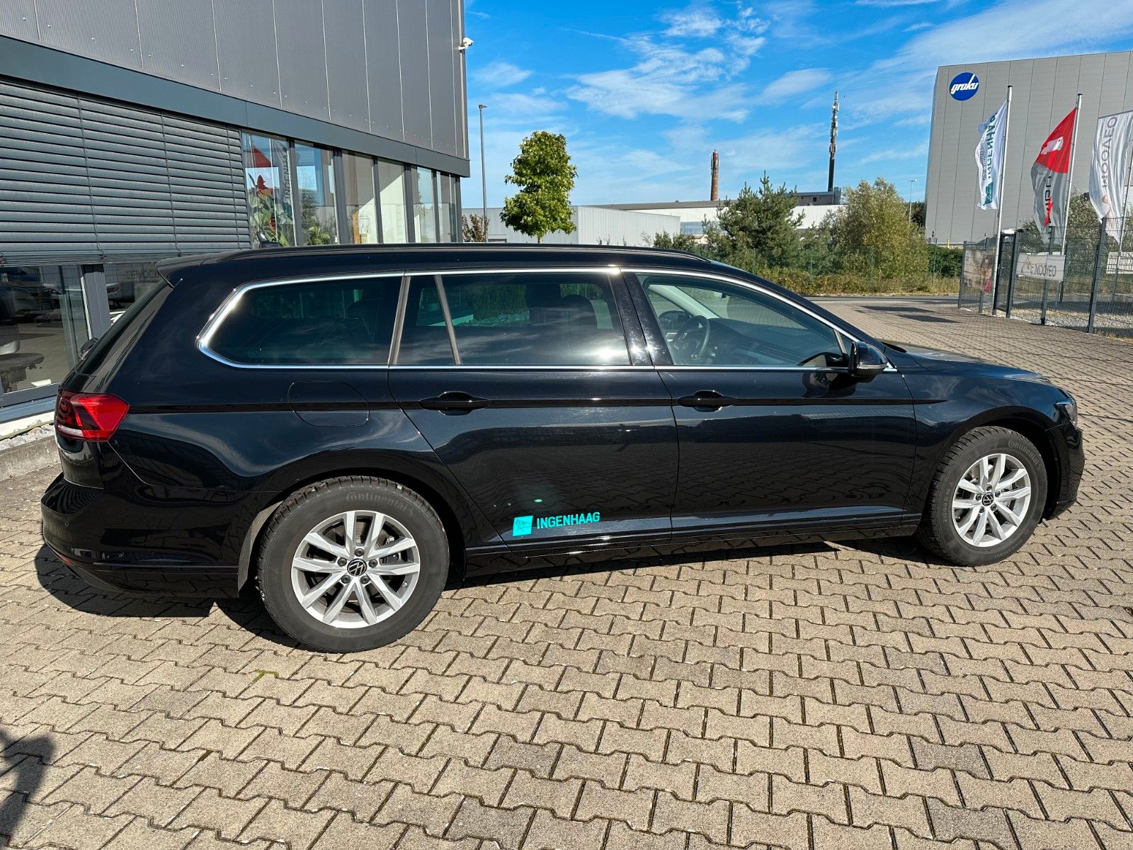 Fahrzeugabbildung Volkswagen Passat Variant 1,5 TSI Business DSG Navi