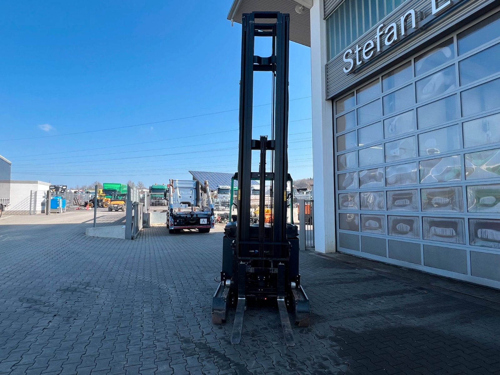 Fahrzeugabbildung Mitsubishi RB20N2H / Triplex: 11.500mm / 2.000kg / 2022