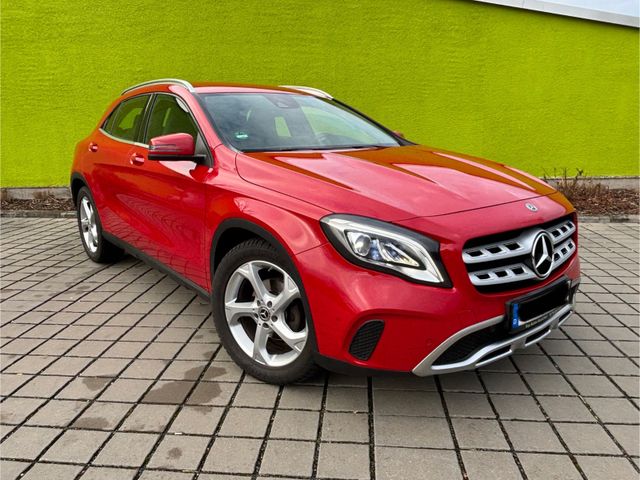 Mercedes-Benz GLA 180 GLA -Klasse GLA 180