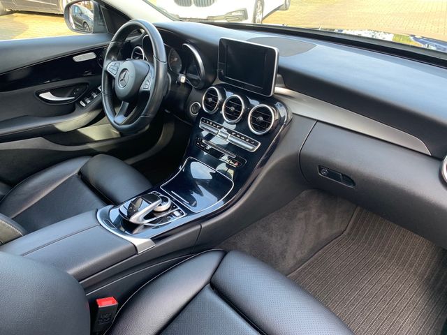 Fahrzeugabbildung Mercedes-Benz C 220 Td 9G-Tronic+LED+Navi+Distronic+Kamera+AHK