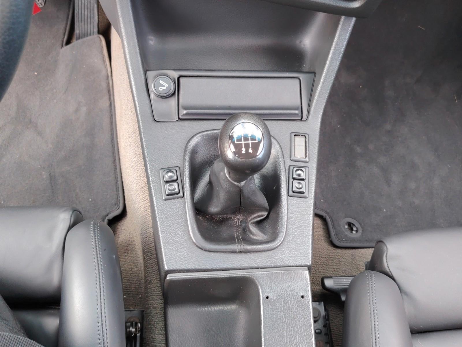 BMW E30 - 316I - E30 -102 CV - BVM