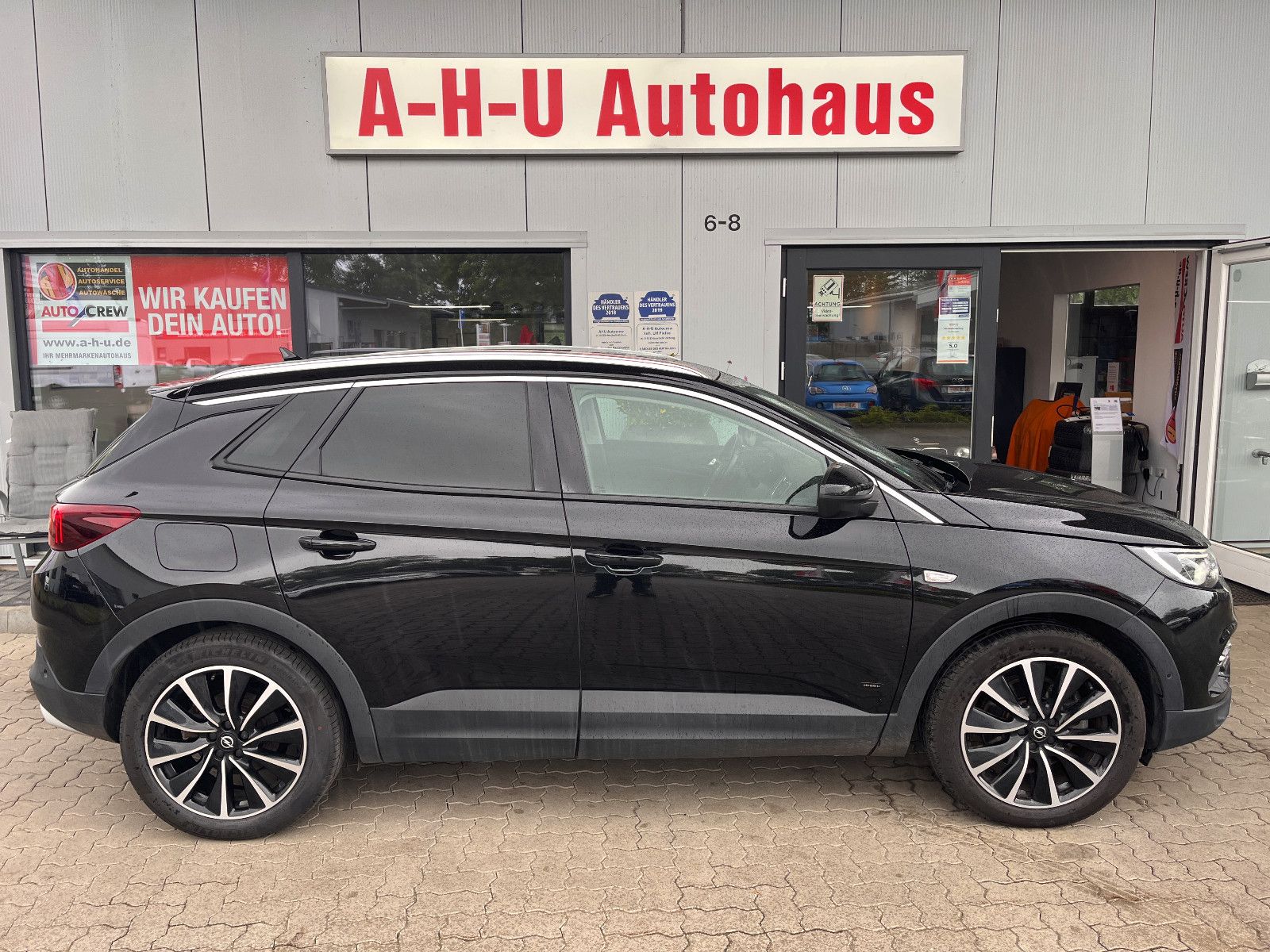 Fahrzeugabbildung Opel Grandland (X) Ultimate 1.6 Hybrid