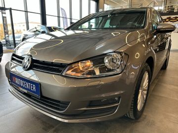 Volkswagen Golf VII Lim. Cup BMT *1.Hand*ACC*AHK*