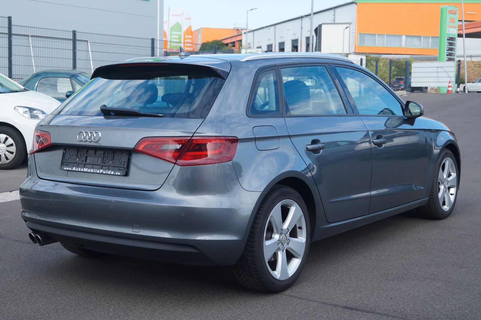Fahrzeugabbildung Audi A3 Sportback ambition *TÜV & Inspektion neu