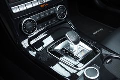 MERCEDES-BENZ SLC 180 Roadster*AMG-Line*Panorama*Airscarf*18"