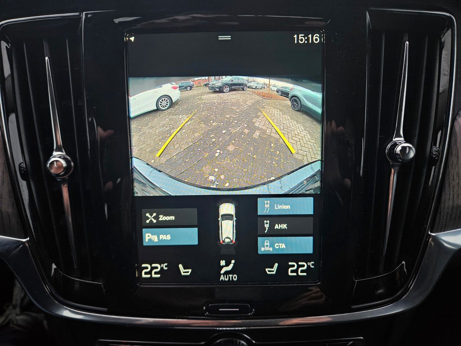 Volvo V90 Cross Country Pro AWD AHK LED LEDER XENIUM foto 15
