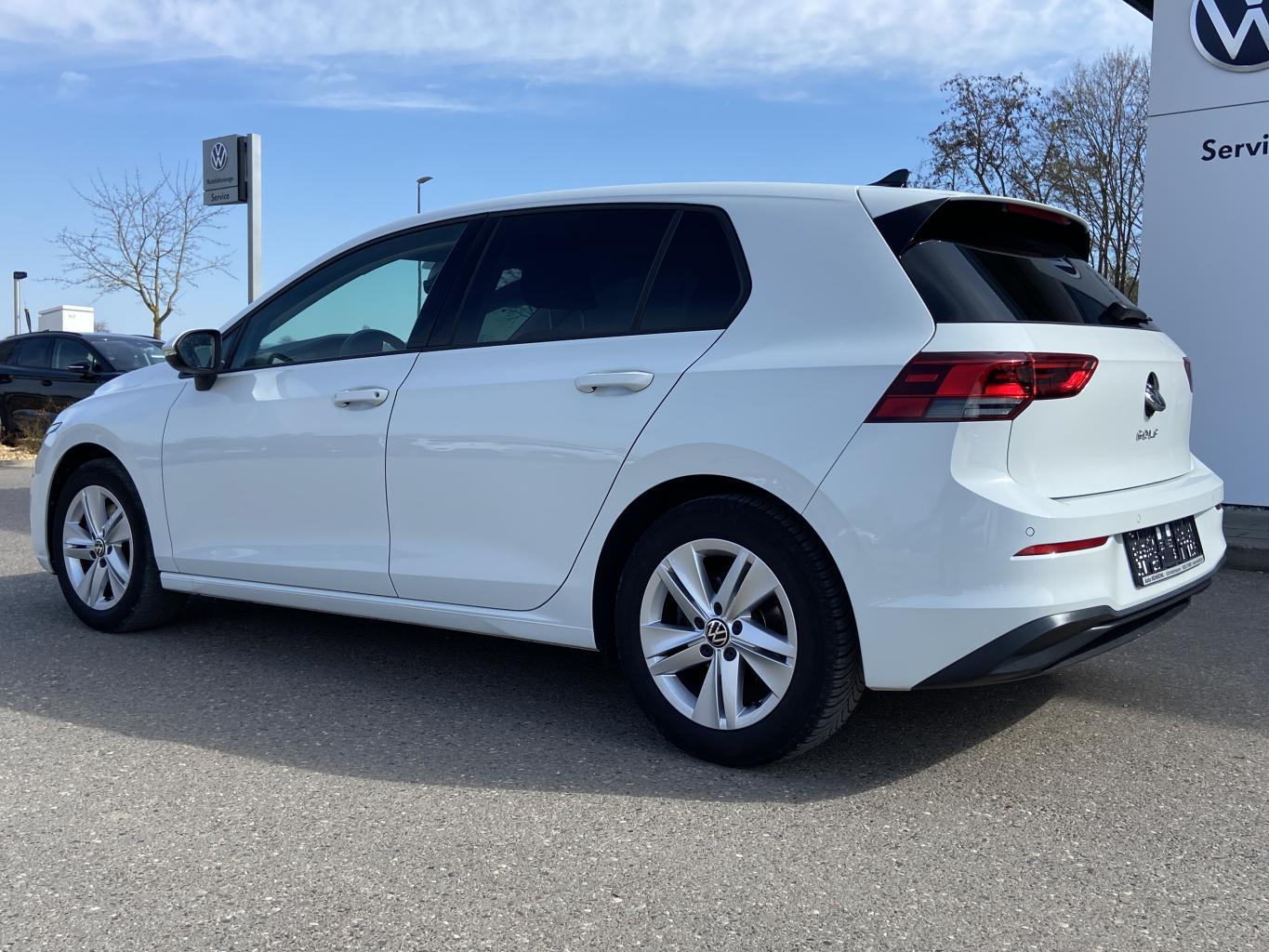 Volkswagen Golf 1.5 TSI STANDHEIZUNG+AHK+APP-CONNECT+ACTIVE