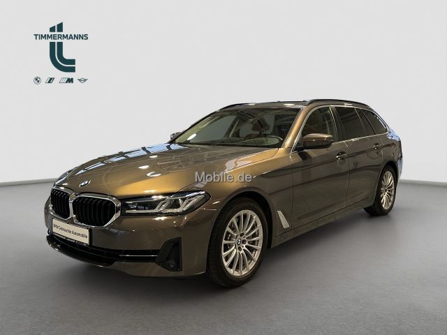 BMW 540i xDrive Touring Pano HUD DrAss HiFi