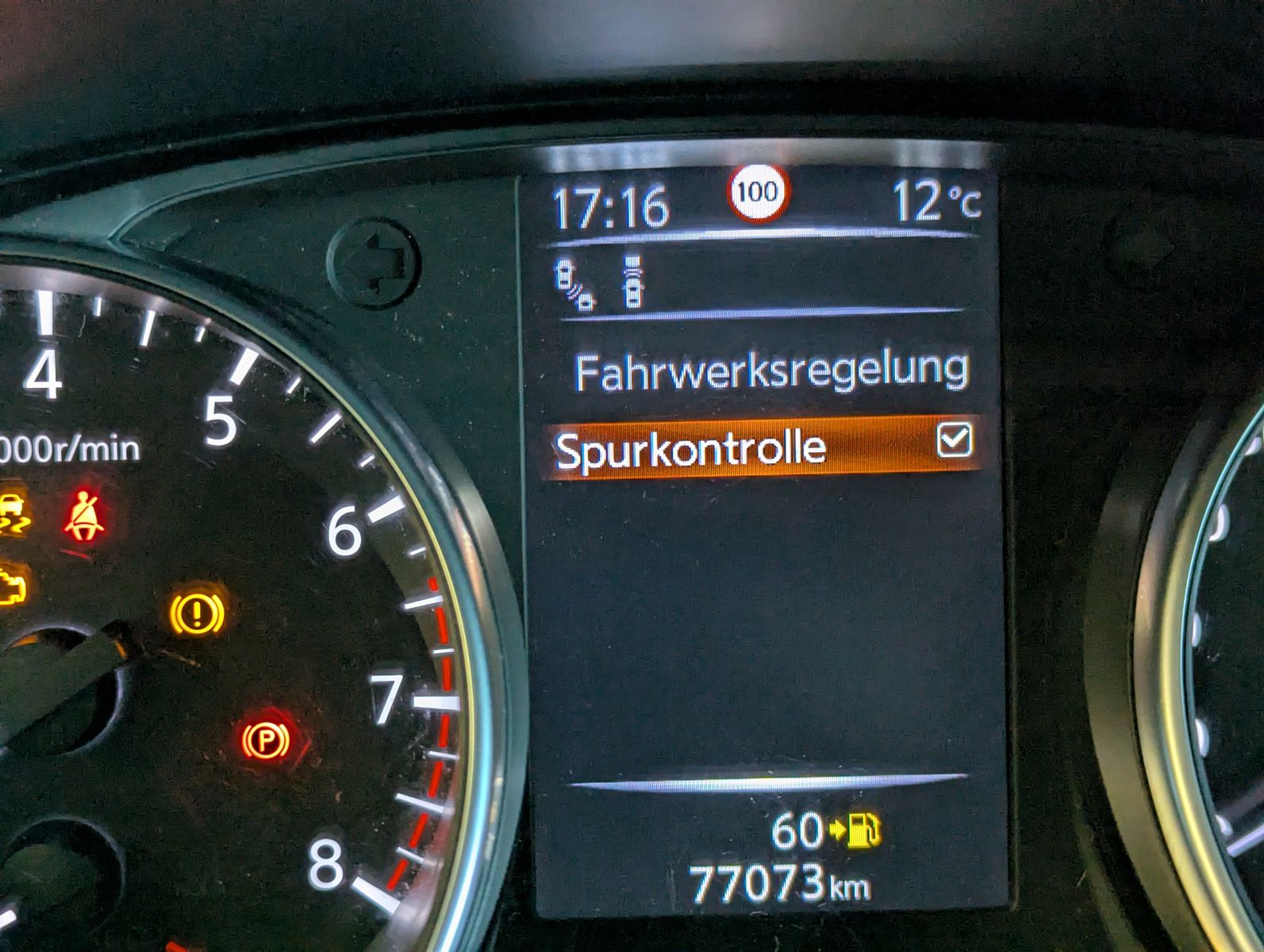 NISSAN Qashqai 1.6 DIG Tekna+ Pano Bose 360° Memory 19" - Image 32