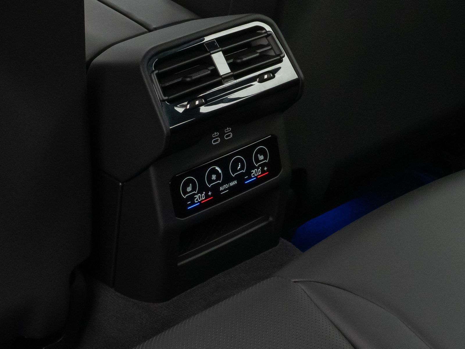 Fahrzeugabbildung BMW i5 eD40 360°HUD DAB B&W ACC 4xKlima Sport 19Zoll