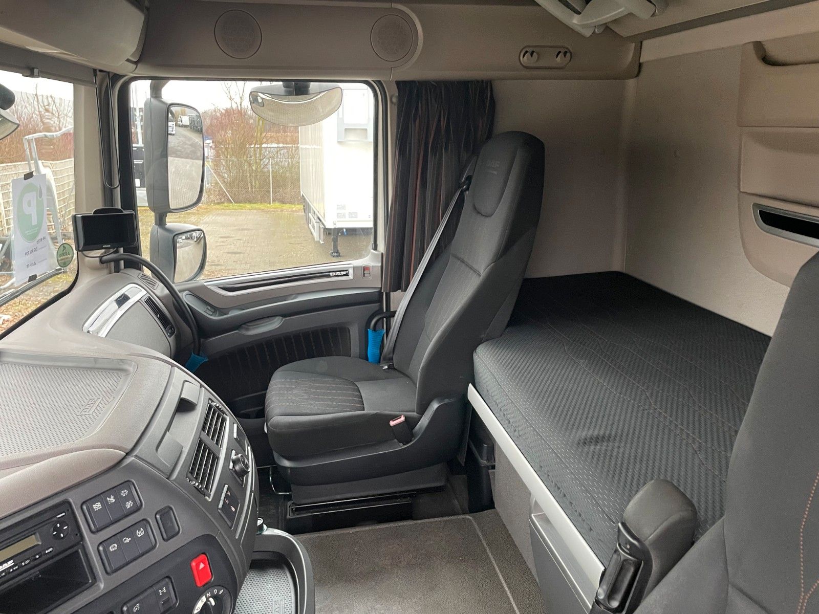 Fahrzeugabbildung DAF FT XF 480 SSC