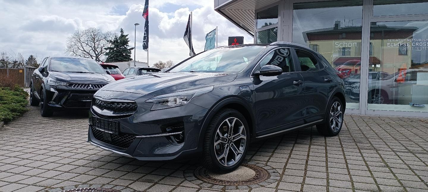 Kia XCEED 1.6 HYBRID