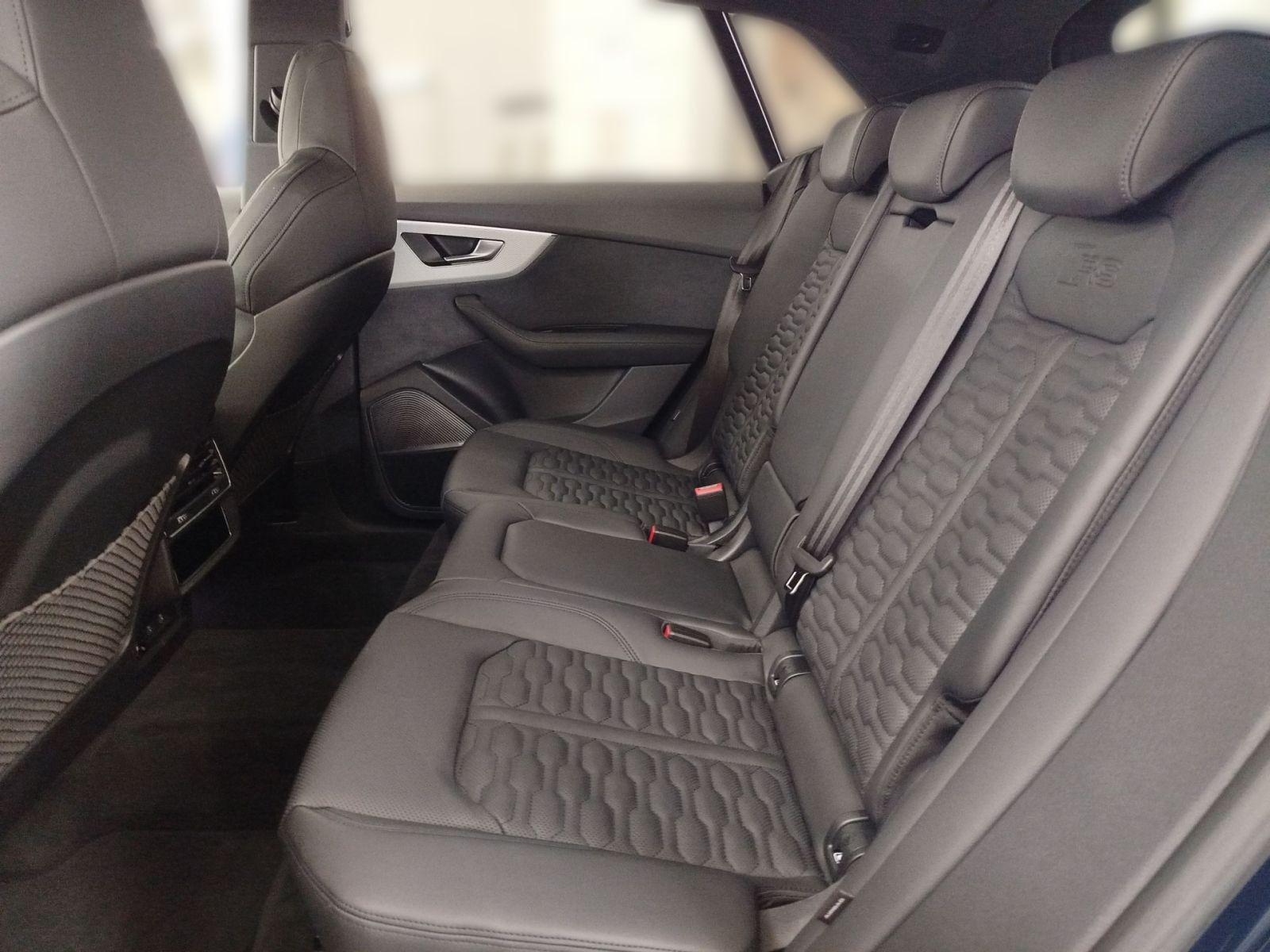 Audi RSQ8 - Bild 11