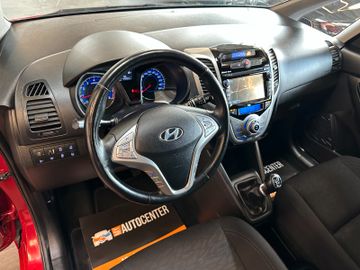 Hyundai ix20*TÜVSERVICE:NEU*SitzLenkradHZ*NAV*TEMPO*PD