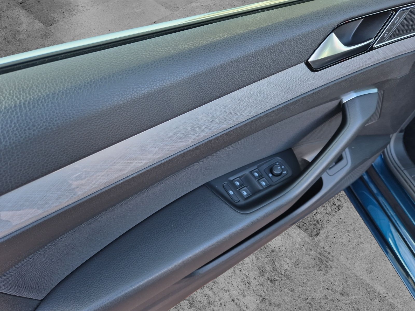 Fahrzeugabbildung Volkswagen Passat Variant TSI Business DSG Matrix Navi ACC