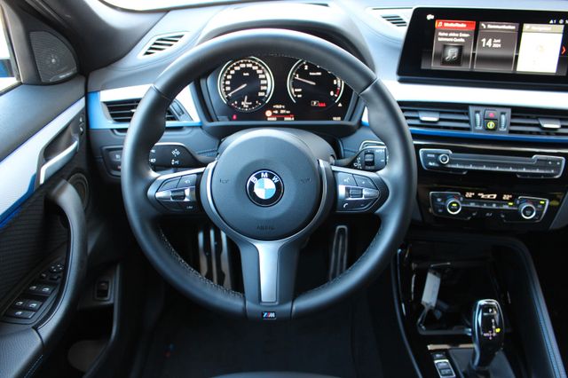 BMW X2 xDrive 18 d M Sport / BUSINESS / H&K / KAMERA