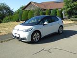 Volkswagen ID.3 Pro 58 kWh 107 kW Pro** AHK**