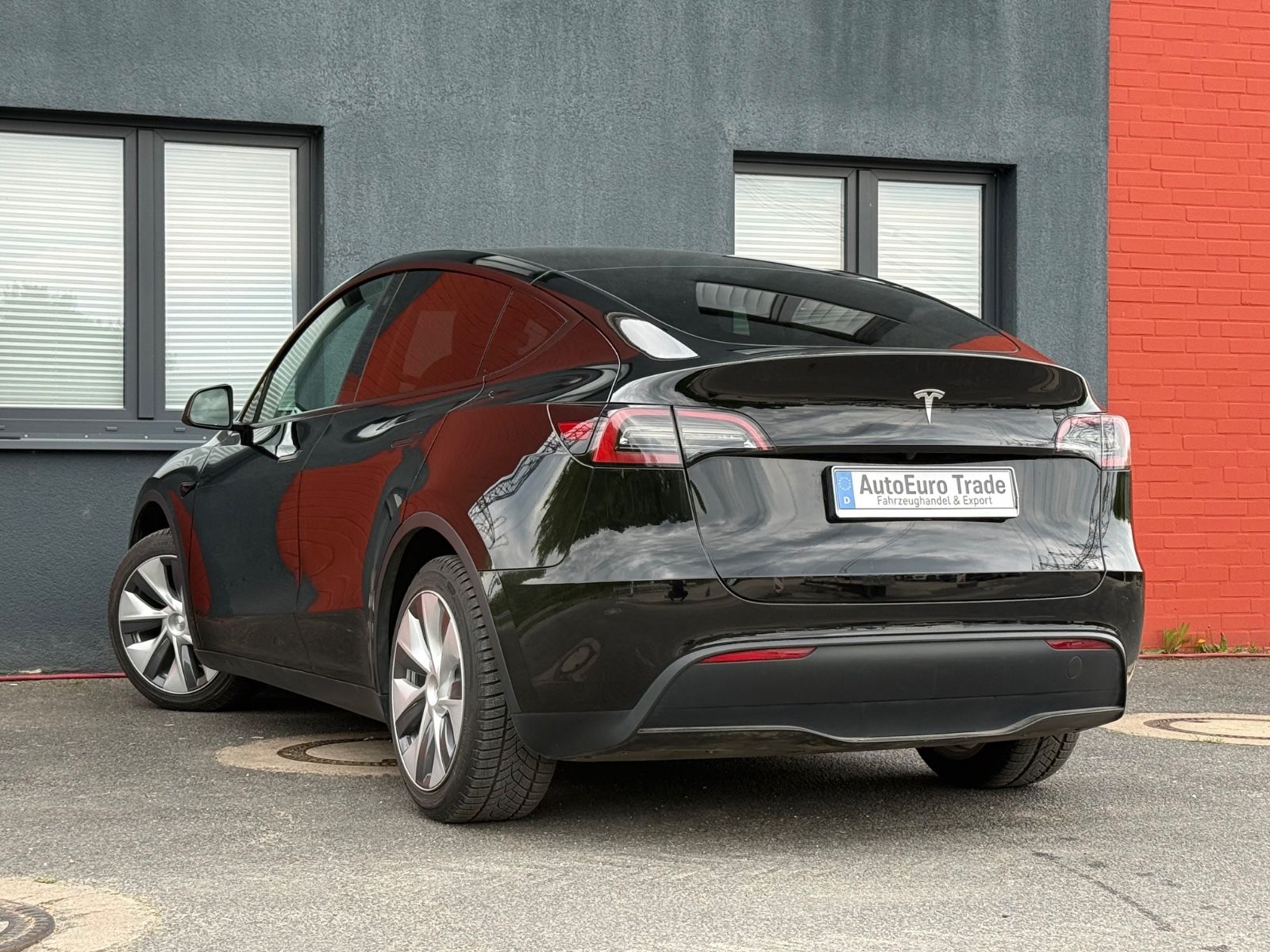 Tesla Model Y SR RWD | 8FACH| Neu TüV | Garantie Tesla foto 4