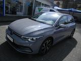 Volkswagen Golf VIII Lim. Style 1,5  eTSI DSG Kamera - Volkswagen Golf: Vii