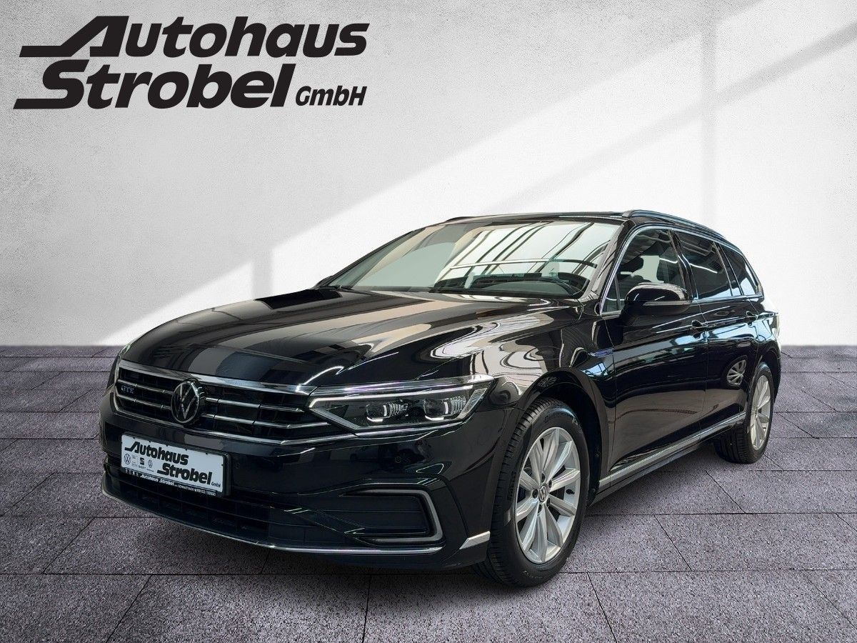 Volkswagen Passat Variant GTE 1.4 TSI DSG ACC Navi LED-Matr imagem 2